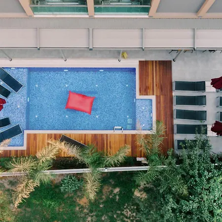 Hotel Laren Sea Side