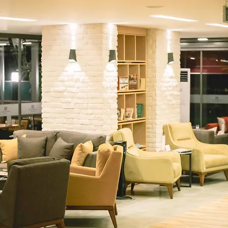 酒店 Laren Sea Side