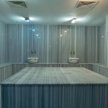 酒店 Laren Sea Side 4*