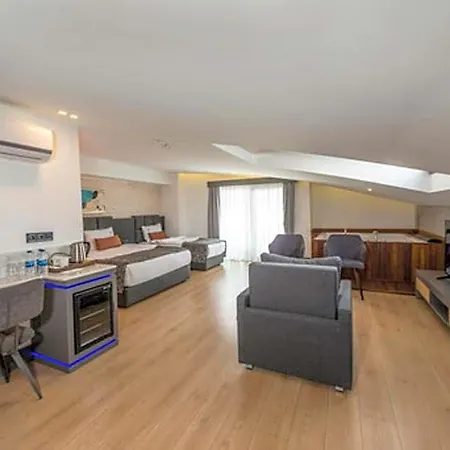 Laren Sea Side Hotel 4*