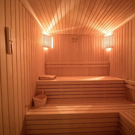 Hotel Laren Sea Side