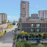 Laren Sea Side
