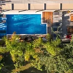 Hotel Laren Sea Side 4*